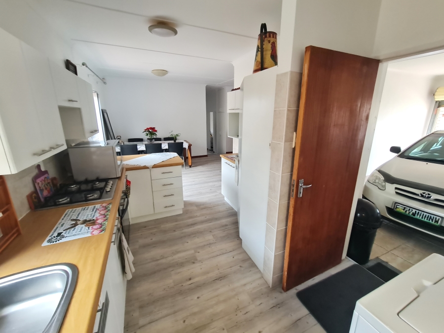 3 Bedroom Property for Sale in Jeffreys Bay Central Eastern Cape